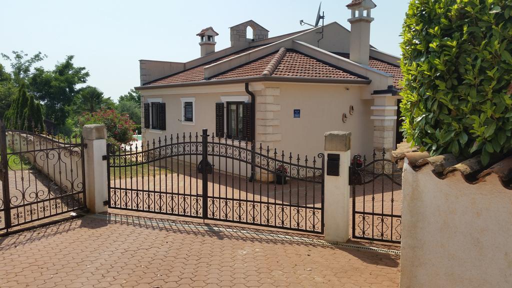 Villa Parenzo Poreč Exterior foto
